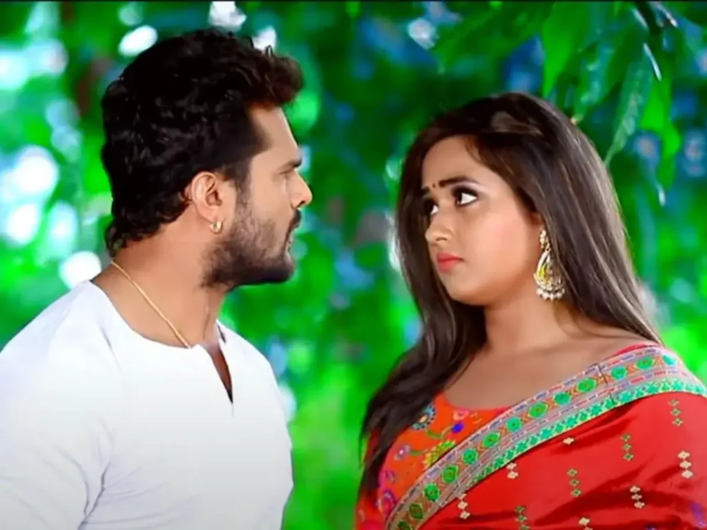 क्या काजल राघवानी का यह नया गाना टारगेट कर रहा है खेसारी लाल को ? 2 Kajal Raghwani New Song