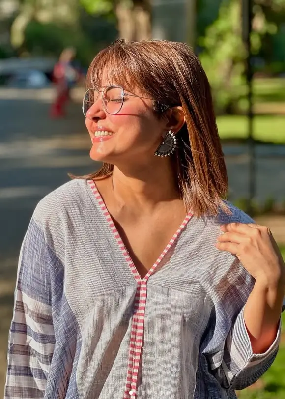 Hina Khan: हिना खान ने शादी के बाद दिया फैंस को एक और सप्राइज,अब पति के साथ करेंगी रियलिटी शो 1 Hina Khan Actress
