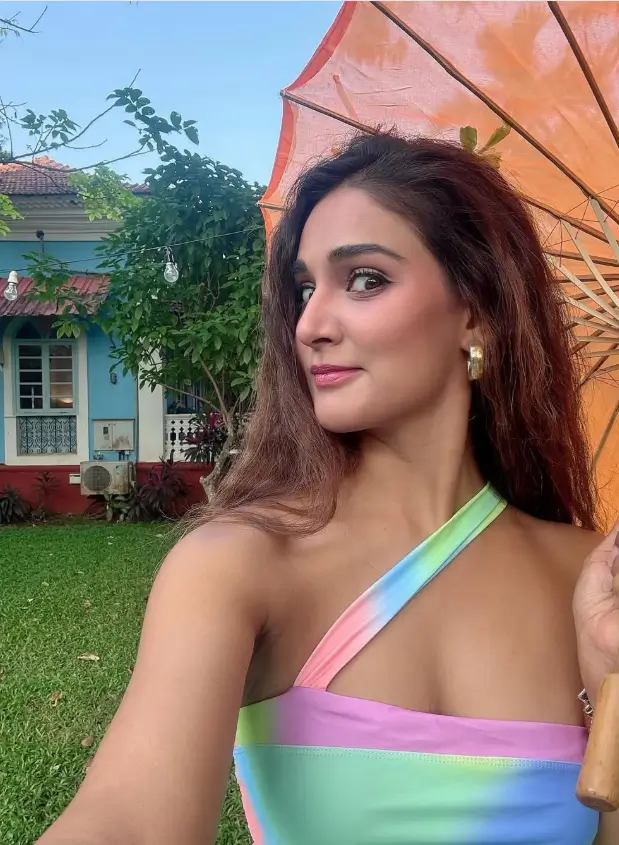 Mukti Mohan Birthday 2025: डांसिंग स्टार से लेकर अभिनय की दुनिया में चलाया जादू 38व जन्मदिन मनाने जा रही मुक्ति मोहन 1 Mukti Mohan Birthday 2025