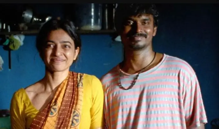 Sister Midnight Review: नई दुल्हन, लेकिन आधी रात को बन जाती है एक गहरा रहस्य, जानने के लिए देखें ये फिल्म 1 Sister Midnight Review
