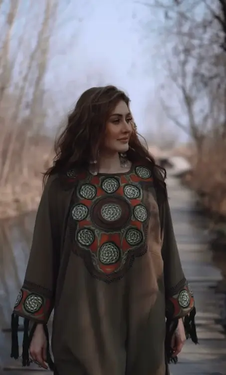 Shefali Jariwala Video: शेफाली जरीवाला के अंतिम संस्कार का वीडियो सोशल मीडिया पर वायरल&Quot; 1 Shefali Zariwala Last Video After Death