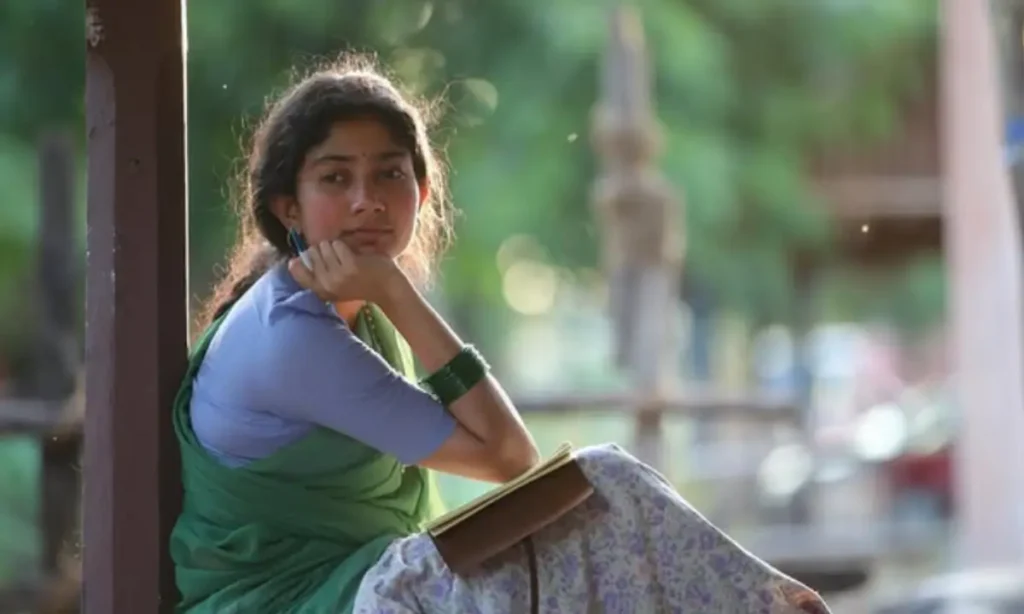Sai Pallavi Religion: रामायण फिल्म अभिनेत्री डॉक्टर सई पल्लवी किस धर्म से ताल्लुक रखती हैं 1 Sai Pallavi Poster