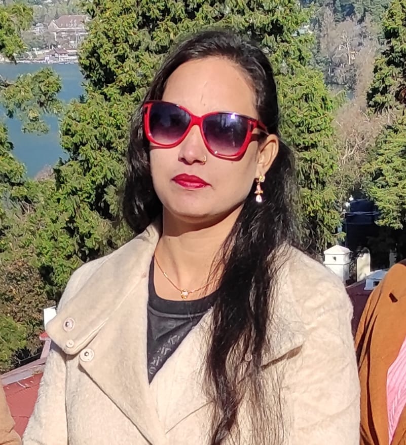 Arshi Khan- Filmydrip-Author